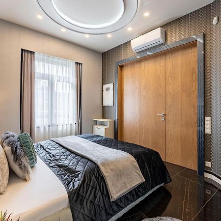 Luxury Royal Central Apartment By Prestige Homes 布达佩斯 外观 照片