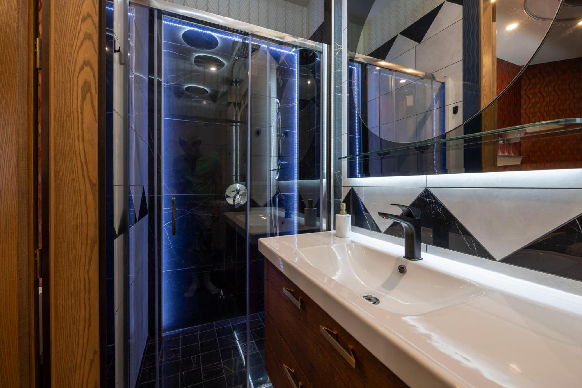 Luxury Royal Central Apartment By Prestige Homes 布达佩斯 外观 照片