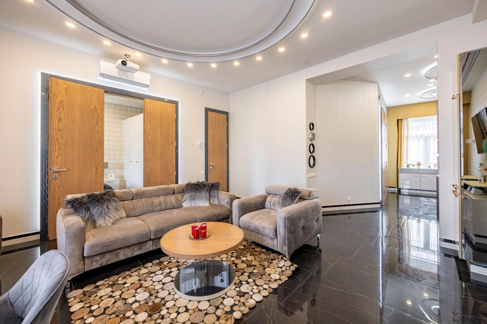 Luxury Royal Central Apartment By Prestige Homes 布达佩斯 外观 照片