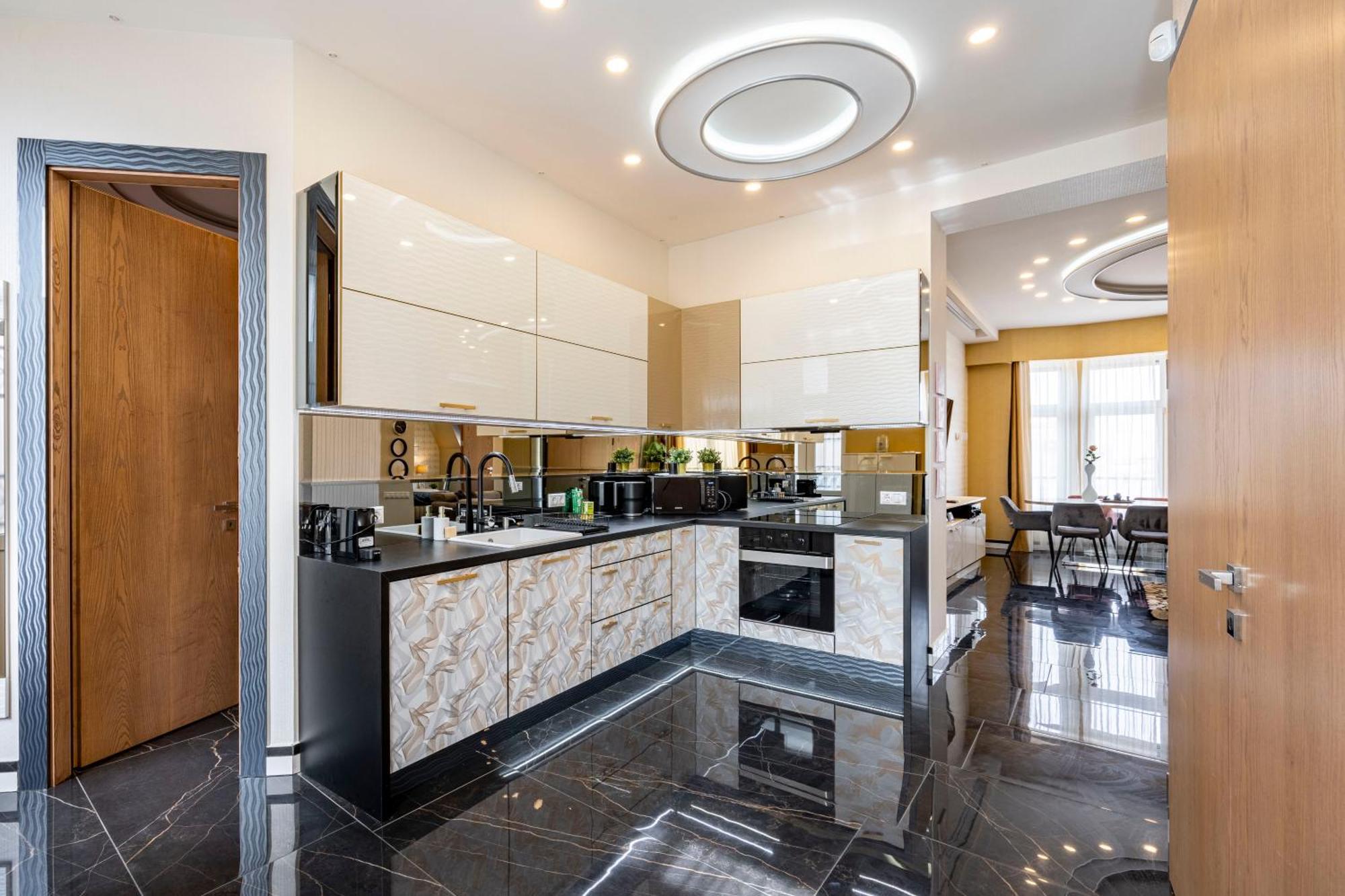 Luxury Royal Central Apartment By Prestige Homes 布达佩斯 外观 照片